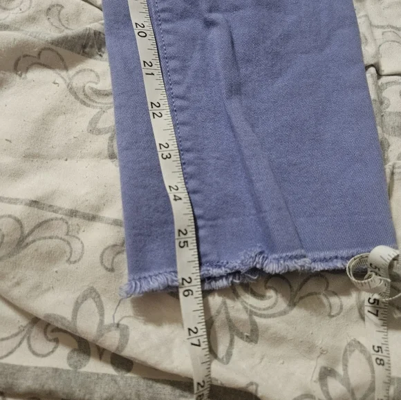 Loft lavender modern denim crop jeans! - Picture 7 of 7